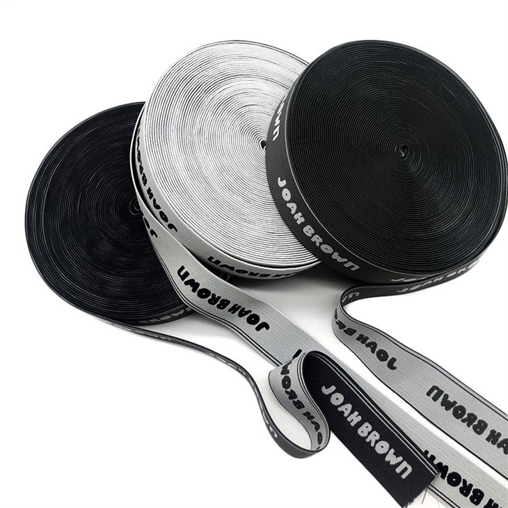 Jacquard logo elastic band